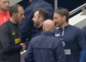 1681047631191052689.gif 德泽尔比1.gif